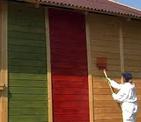 Как правильно осуществить покраску деревянного дома снаружи